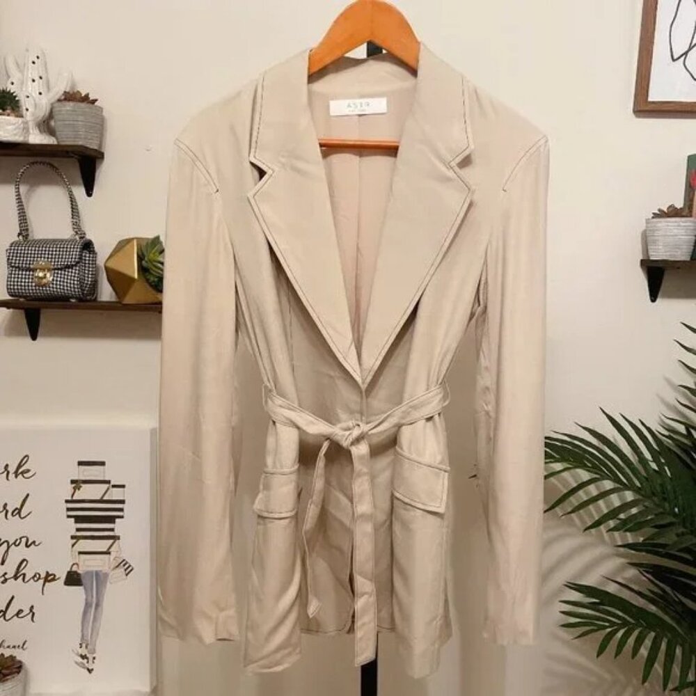 ASTR The Label Linen Jacket Sand